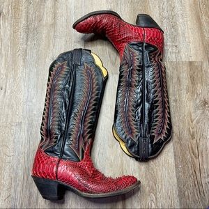 1980s Vintage Tony Lama Snakeskin Red Black Embroidered Cowboy Western Boots 8.5